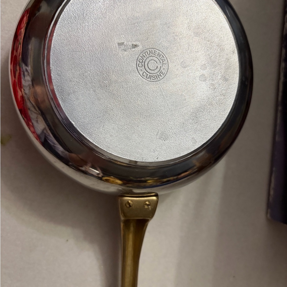 Stainless Steel Saucepan with Gold-Tone Handle and Lid vintage - Picture 9 of 9